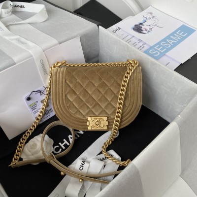 Handbag   Chanel  AS3350 size 18x12.5x6 cm