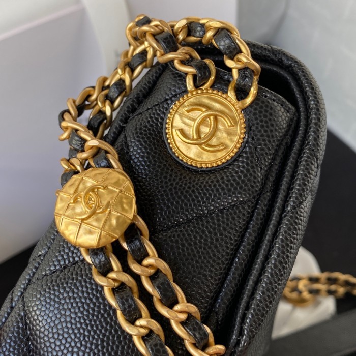  Handbag  Chanel AS3369  size  21X14.5X6 cm