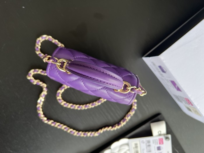  Handbag  Chanel  AP2682  size  11cmx11cmx4 cm