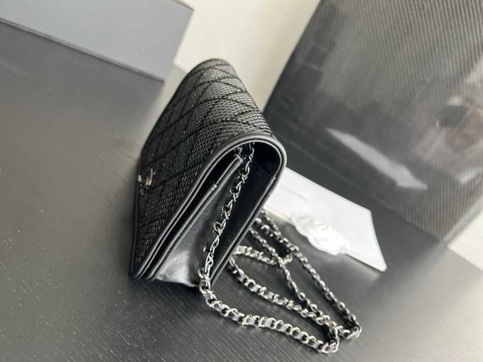  Handbag  Chanel  size 19 cm