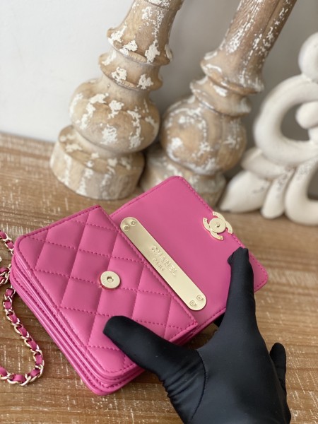  Handbag  Chanel  81209  size  12.5 cm 