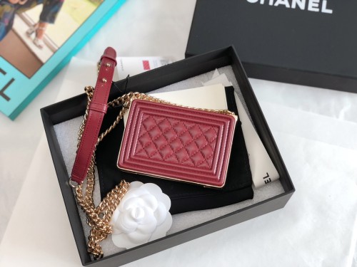  Handbag  Chanel  size 11*7.5*2.4 cm