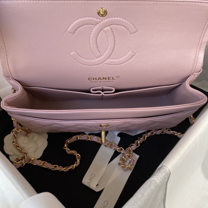  Handbag  Chanel  A01112  size  15.5x25.5x6.5 cm