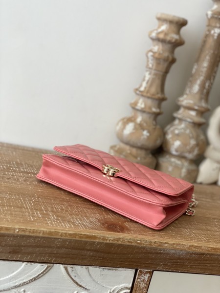 Handbag  Chanel 81207  size 19 cm  