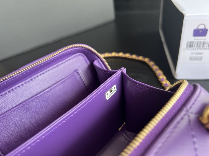  Handbag   Chanel  AP2874  size  13.5cmx8.5cmx6 cm 