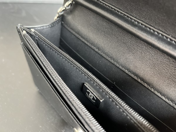  Handbag  Chanel  size 19 cm