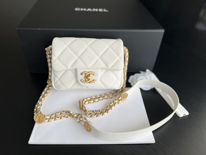  Handbag Chanel AP3369  size  18 cm