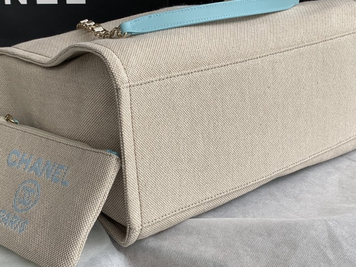  Handbag   Chanel  66941 siez  38X32X18 CM