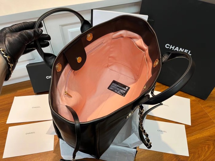  Handbag   Chanel 99816  size  30*50*22  cm