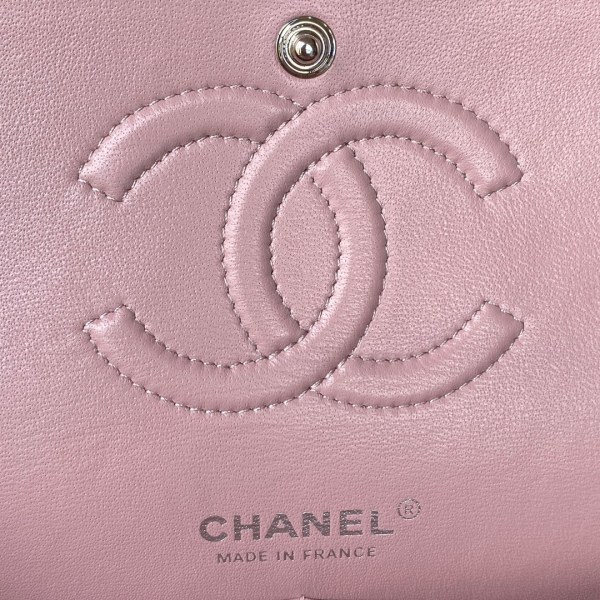  Handbag  Chanel  A01112  size 15.5x25.5x6.5 cm