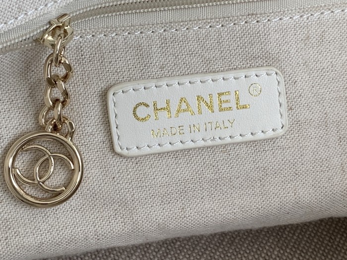  Handbag   Chanel  66941 size 38X32X18 CM