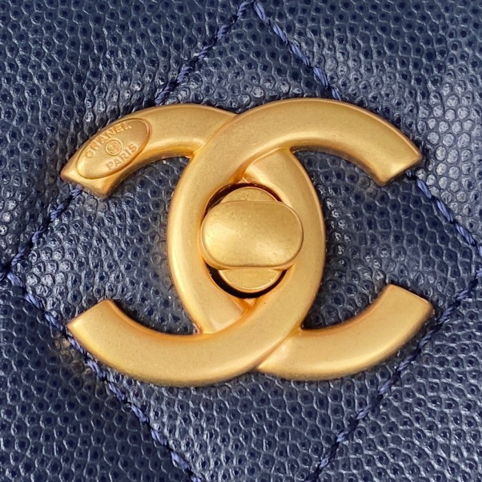  Handbag   Chanel  AS3400 size 24.5x21.5x8 cm 