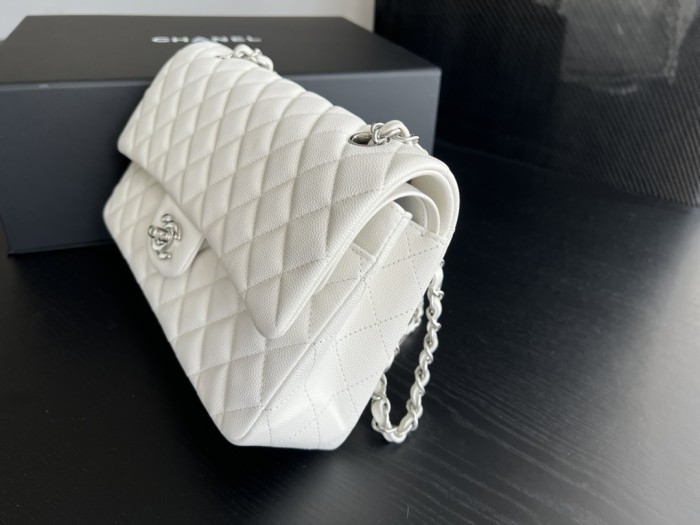 Handbag   Chanel   1112 size  25 cm
