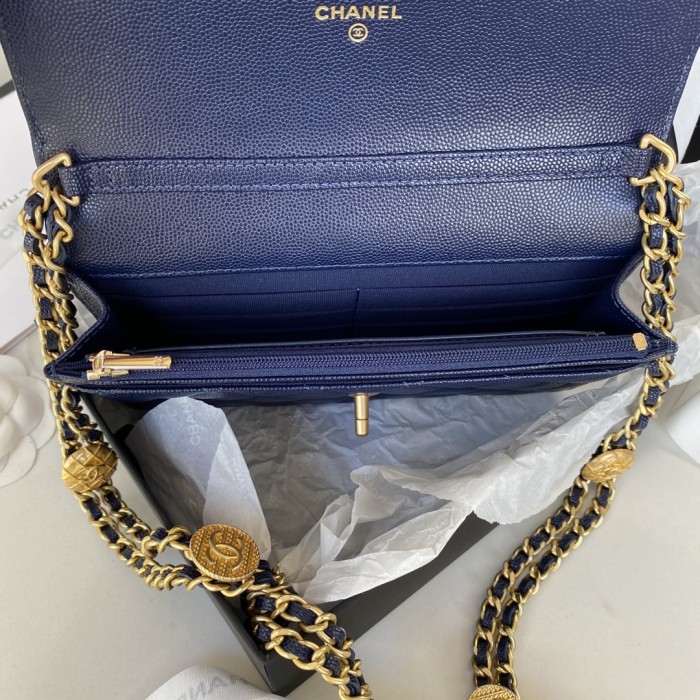 Handbag  Chanel AP2840  size 12.3x19.2x3.5 cm