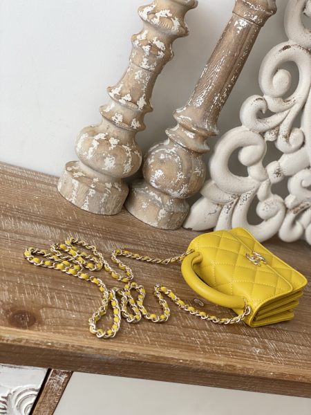  Handbag  Chanel  81209  size  12.5 cm