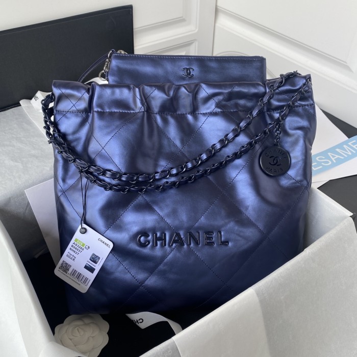  Handbag  Chanel  AS3260  size 35x37x7 cm