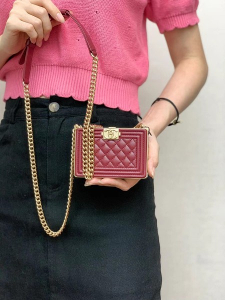  Handbag  Chanel  size  11*7.5*2.4 cm