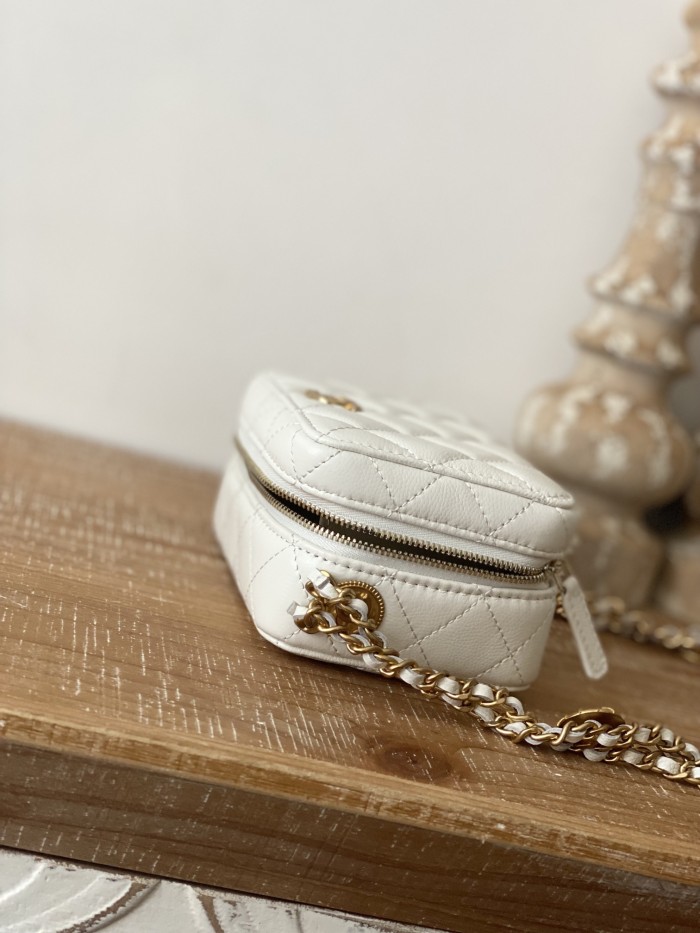 Handbag  Chanel  2858 size  14x10x7 cm