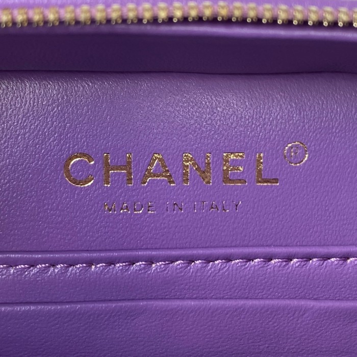  Handbag  Chanel AS3318 size  12.5*17*7* cm