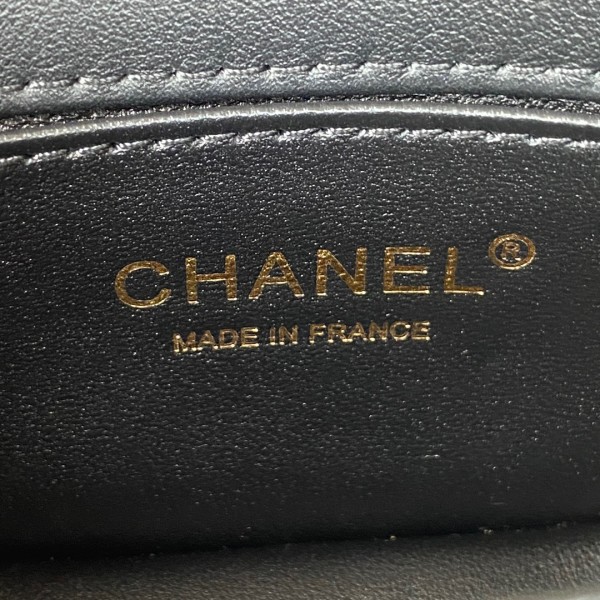 Handbag   Chanel AS3315 size  15x9.5x4.5 cm