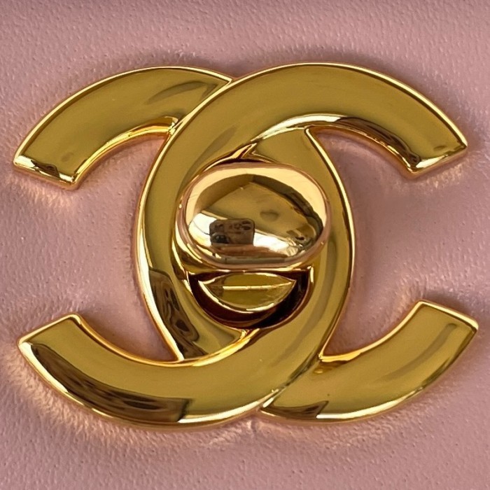  Handbag  Chanel  A01112  size  15.5x25.5x6.5 cm