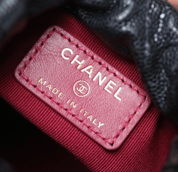  Handbag   Chanel size  𝟷𝟷*𝟿*𝟾.𝟾 𝚌𝚖