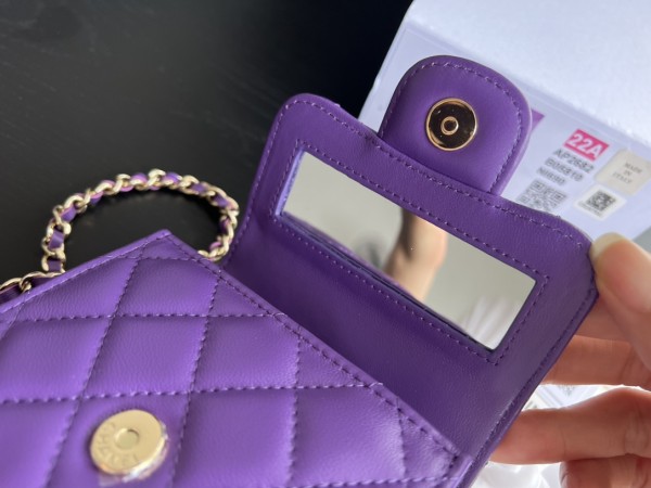 Handbag  Chanel  AP2682  size  11cmx11cmx4 cm