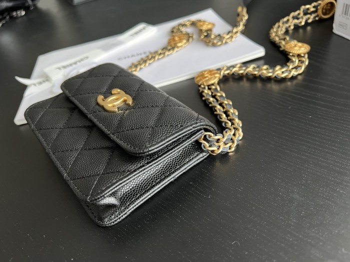  Handbag Chanel  size 12 cm