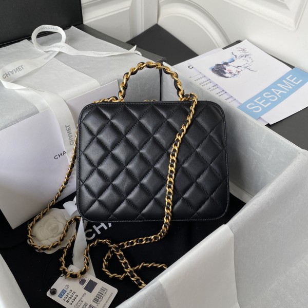  Handbag  Chanel AS3319 size  16*20.5*7.5 *cm