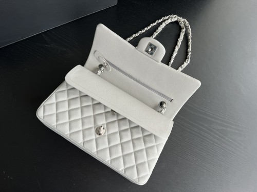 Handbag  Chanel 1112  size  25 cm