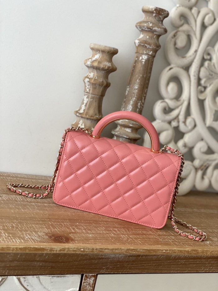 Handbag  Chanel 81207  size 19 cm  