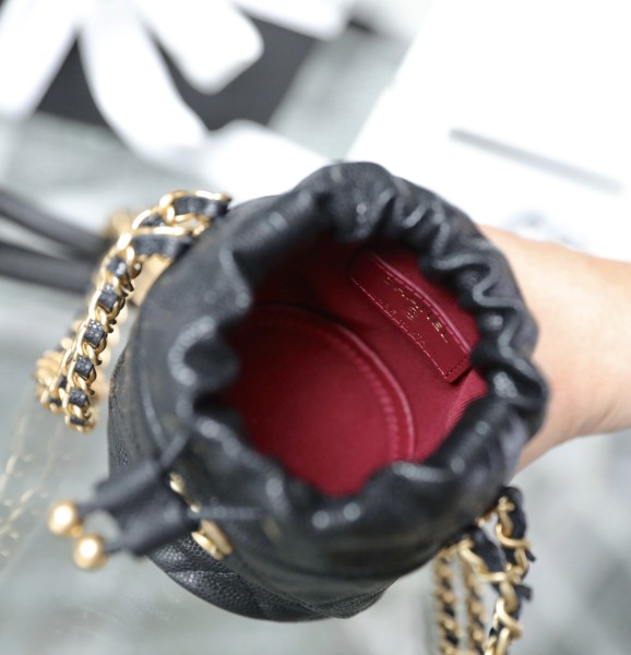  Handbag   Chanel size  𝟷𝟷*𝟿*𝟾.𝟾 𝚌𝚖