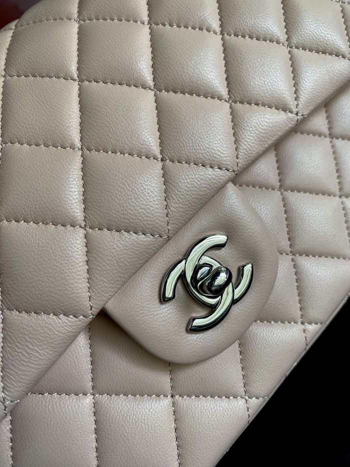  Handbag   Chanel  A01112  size  25.5*15.5*6.5  cm