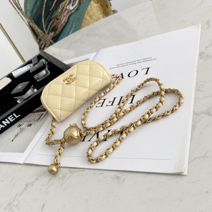 Handbag  Chanel  81462  size  9*10.5*2.5 cm