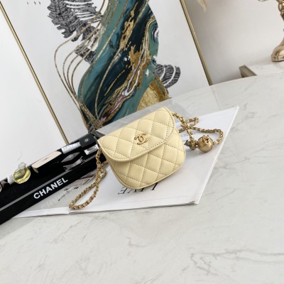 Handbag  Chanel  81462  size  9*10.5*2.5 cm