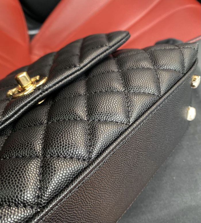  Handbag  Chanel  92990  size  24*14*10 𝑐𝑚