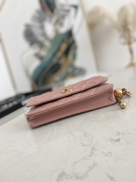  Handbag  Chanel 81133  size  19 cm