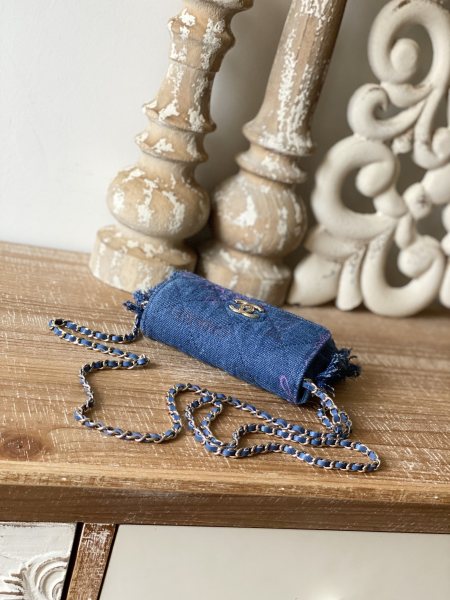  Handbag  Chanel 2623  size  14x10 cm