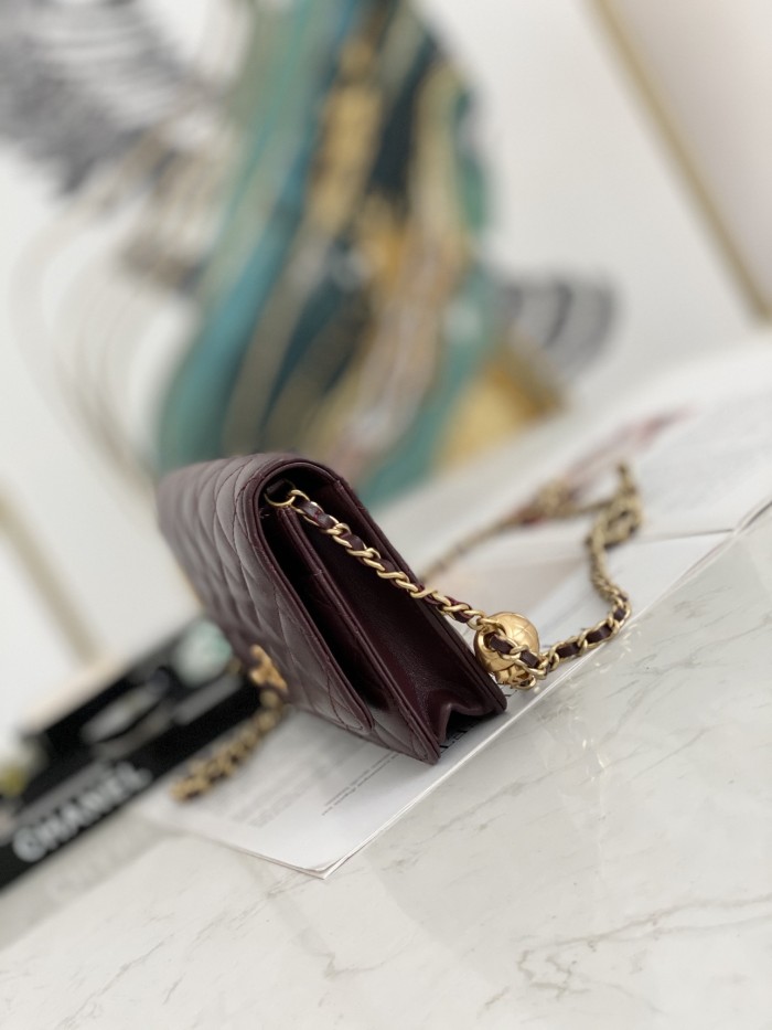  Handbag  Chanel  81133  size  19 cm