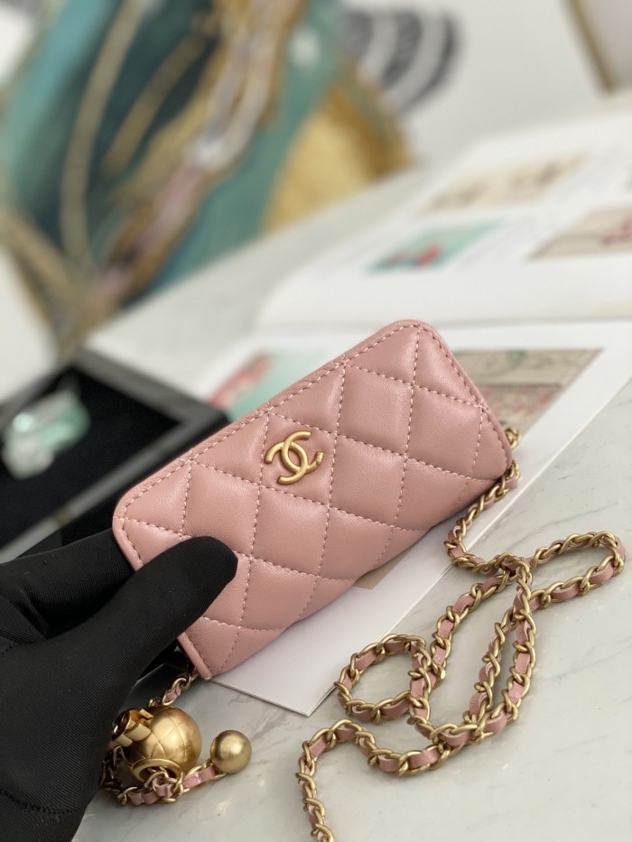  Handbag   Chanel  81135  size  12.5 9 2.5 cm