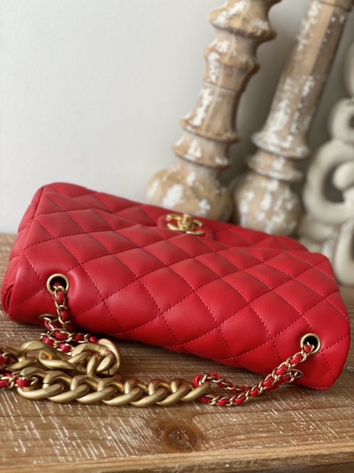  Handbag  Chanel As3110  size  25*16*6.5 cm