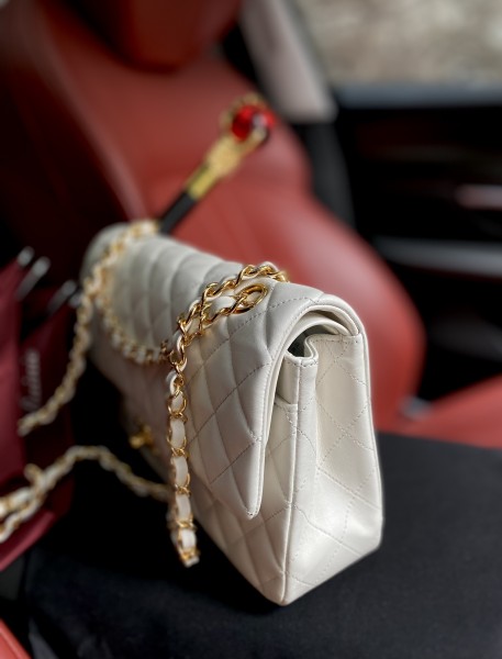  Handbag  Chanel A01112  size 25.5*15.5*6.5 cm