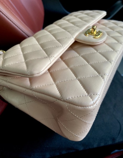  Handbag  Chanel   A01112 size  size 25.5*15.5*6.5 cm