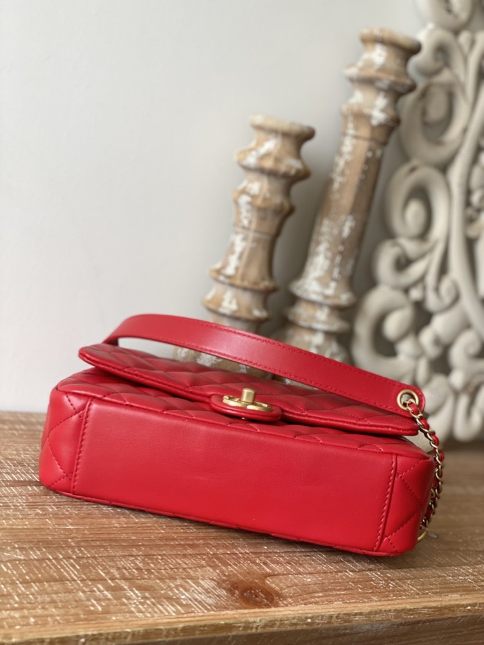  Handbag  Chanel As3110  size  25*16*6.5 cm