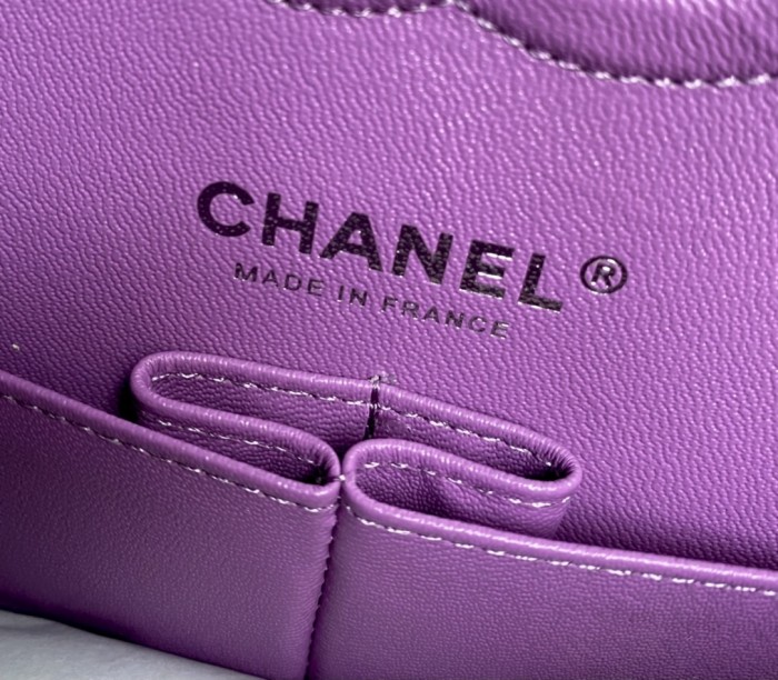  Handbag  Chanel  A01112  size  25.5*15.5*6.5  cm