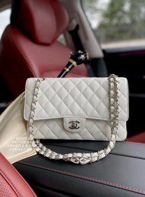 Handbag  Chanel A01112 size 25.5*15.5*6.5 cm