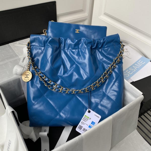  Handbag   Chanel AS3260  size  35x37x7 cm