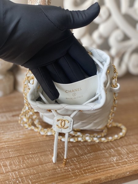  Handbag   Chanel  2750  size  14*11*8  cm