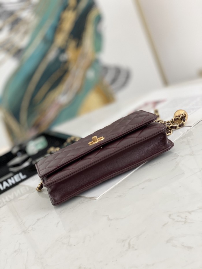  Handbag  Chanel  81133  size  19 cm