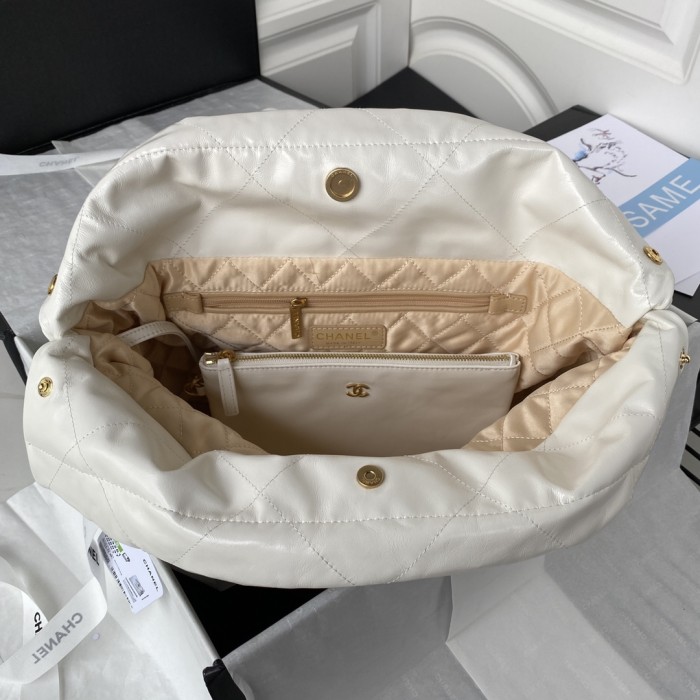  Handbag   Chanel  AS3261 size  39×42×8 cm